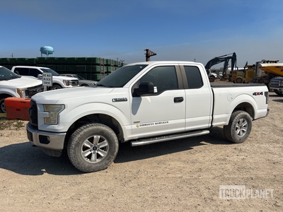 2015 Ford F-150 XL 4x4 Extended Cab Pickup