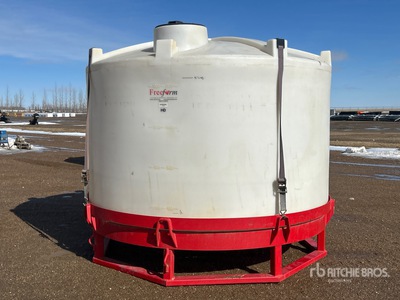 Freeform  2000 gal Water Tank