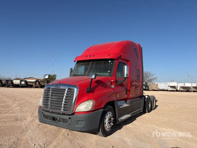 2015 Freightliner Cascadia 125 6x4 Ciągnik siodłowy T/A z kabiną sypialną