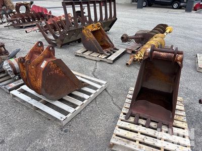 Quantity of (3) 24 in Digging Excavator Bucket