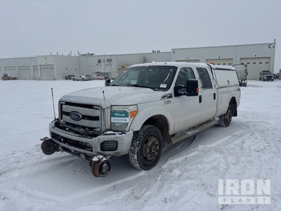 2016 Ford F-350 XLT 4x4 Crew Cab Hi-Rail Pickup