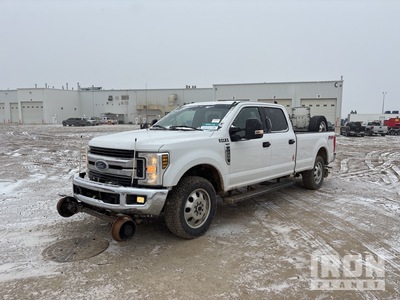 2019 FORD F250 XLT 4x4 Crew Cab Pickup