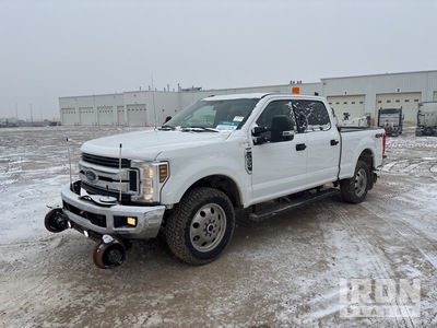 2019 FORD F250 XLT 4x4 Crew Cab Pickup