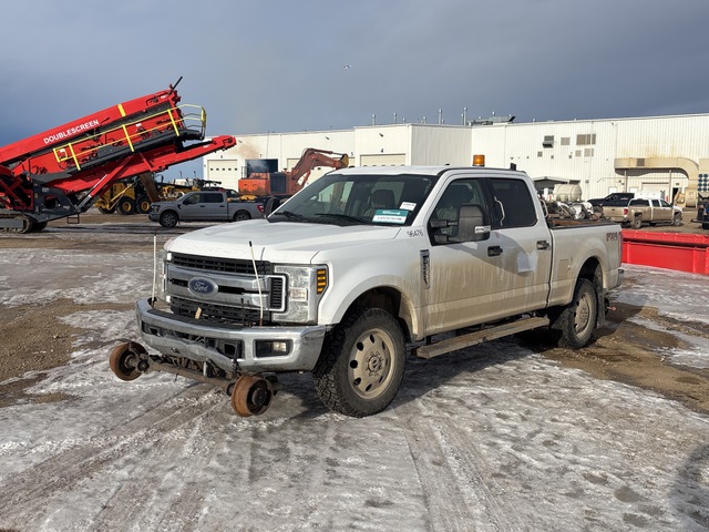 2019 Ford F-250 XLT 4x4 Crew Cab Pickup