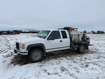 1997 GMC 2500 SL 4x4 Extended Cab Flatbed Truck