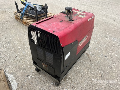 2018 Lincoln Electric K2382-4 250 A Skid-Mounted Multi-Process Motor aangedreven lasser