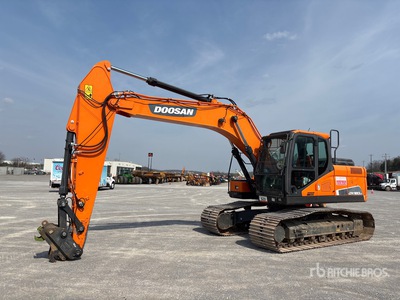 2021 Doosan DX180LC-5 Tracked Excavator