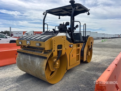 2017 Cat CB-10 Double Drum Roller