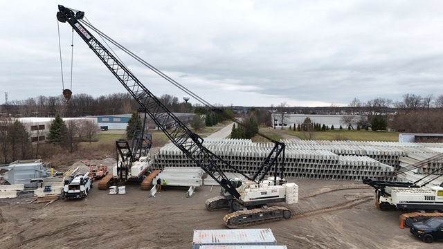 2010 Terex HC165 165 ton Lattice-Boom Crawler Crane