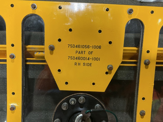 (1) 75D460014-1001 & (1) 75D460007-1001 Fuel Tank Test Plug Sets