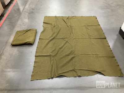 (46) Wool Blankets