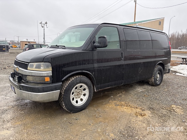 2014 Chevrolet Express 3500 2014 Chevrolet Express 3500 7 Passenger Van (Inoperable)