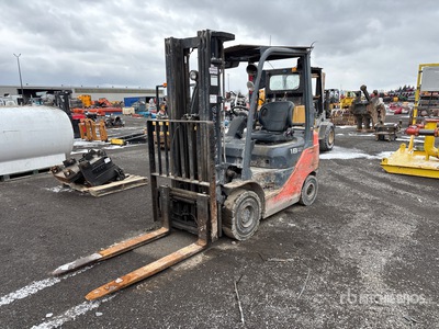 2013 Toyota 8FGU18 2750 lb Cushion Tire Forklift