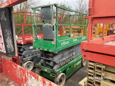 2013 Skyjack SJIII-3226 Electric Scissor Lift