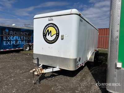 2014 Contract Manufacturer 16 ft T/A Przyczepa zamknięta