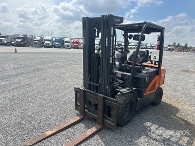 2019 Doosan G35NC-7 6450 lb Pneumatic Tire Forklift