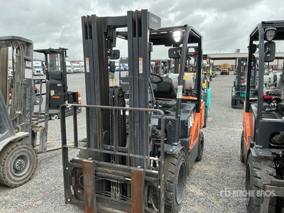 2019 Doosan G35NC-7 6450 lb Pneumatic Tire Forklift