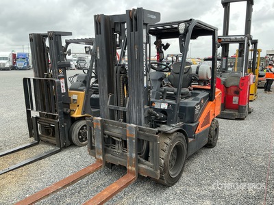 2019 Doosan G35NC-7 6450 lb Pneumatic Tire Forklift