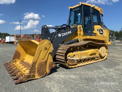 2023 John Deere 655K Pala cingolata