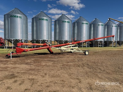Farm King 1060 10 in x 60 ft Swing 穀物用オーガー
