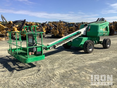 2015 JLG 400S 4WD Dual Fuel Telescopic Boom Lift