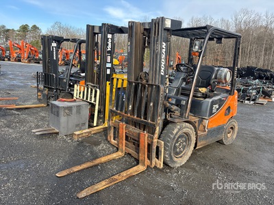 2012 Doosan G25P-5 4290 lb Cushion Tire Forklift