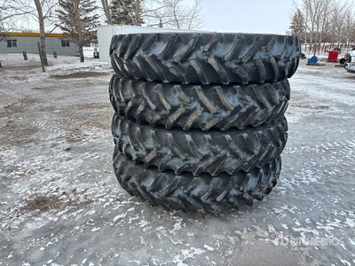 Quantity of (4) Goodyear 380/85R46 Neumáticos