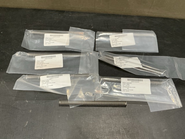 (129) Oshkosh 1472140 Compression Helical Springs