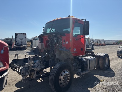 2019 Mack CXU612 T/A Day Cab Truck Tractor