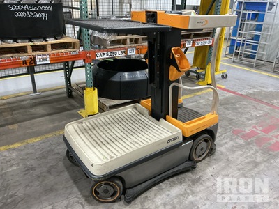 2019 Crown WAV60-118 250 lb Order Picker