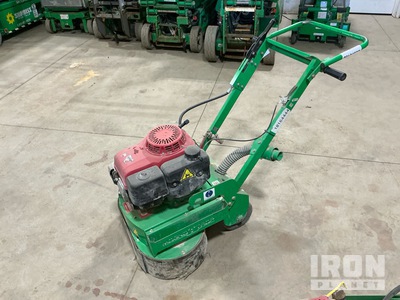 Edco 2GC-NG-11H Gasoline طاحنة الخرسانة (Inoperable)