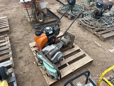 Mikasa MVC-82VHW Plaque vibratoire (Inoperable)