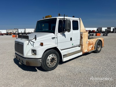 1997 Freightliner FL 70 Extended Cab Versatile Hauler Truck