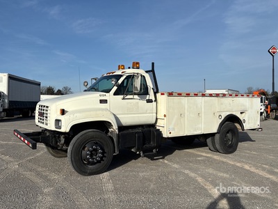 1999 GMC C6500 4x2 Utility Truck