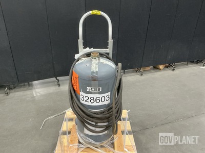 B&B Tritech 0020SS Pressure Cleaner