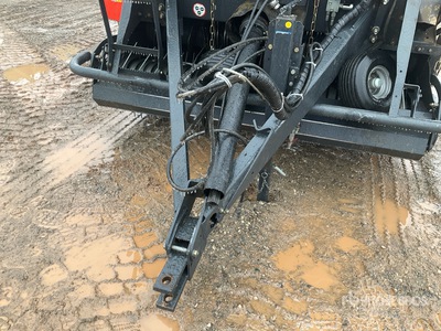 Kubota VB2160 Round Baler