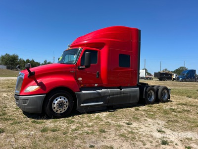 2019 International LT625 6x4 Tracteur routier couchette