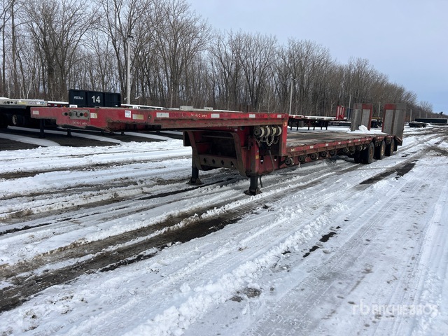 2018 North Ride 52 ft Tri/A Step Deck Trailer for Sale in QC