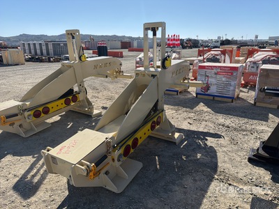 2026 Neks Hydraulic Fifth Wheel Wrecker Attachment (Unused)