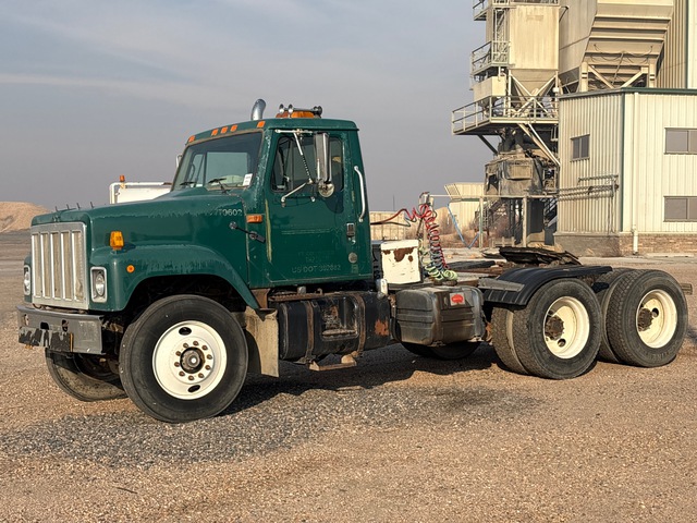 1996 International 2574 6x4 T/A Day Cab Truck Tractor