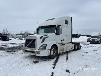 2015 Volvo VNL 6x4 Tracteur Routier Couchette
