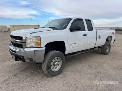 2009 Chevrolet Silverado 2500HD Z71 4x4 Extended Cab Pickup
