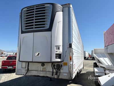 2007 Utility 53 ft T/A Curtain Side Refrigerated Trailer