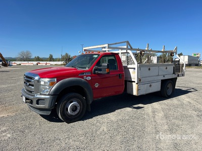 2012 Ford F-550 XLT 4x4 Autocarro cassone fisso