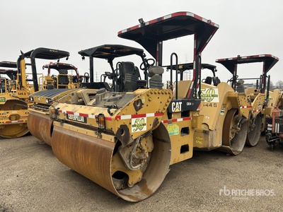 2014 Cat CB54XW Double Drum Roller