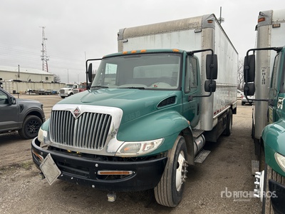 2010 International 4300 4x2 Service Truck