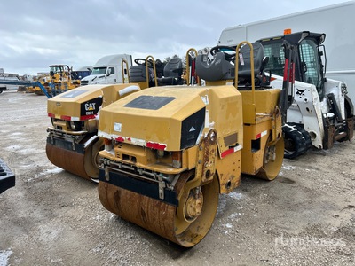 2009 Cat CB22 Double Drum Roller