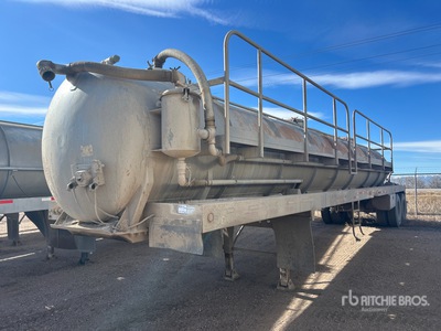 2004 Pioneer 5460 gal T/A Vacuum Tanker Trailer