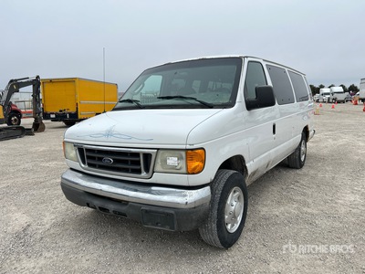 2007 Ford E-350 14 Passenger Van
