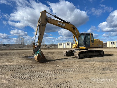 2006 John Deere 200C LC Excavatrice sur chenilles